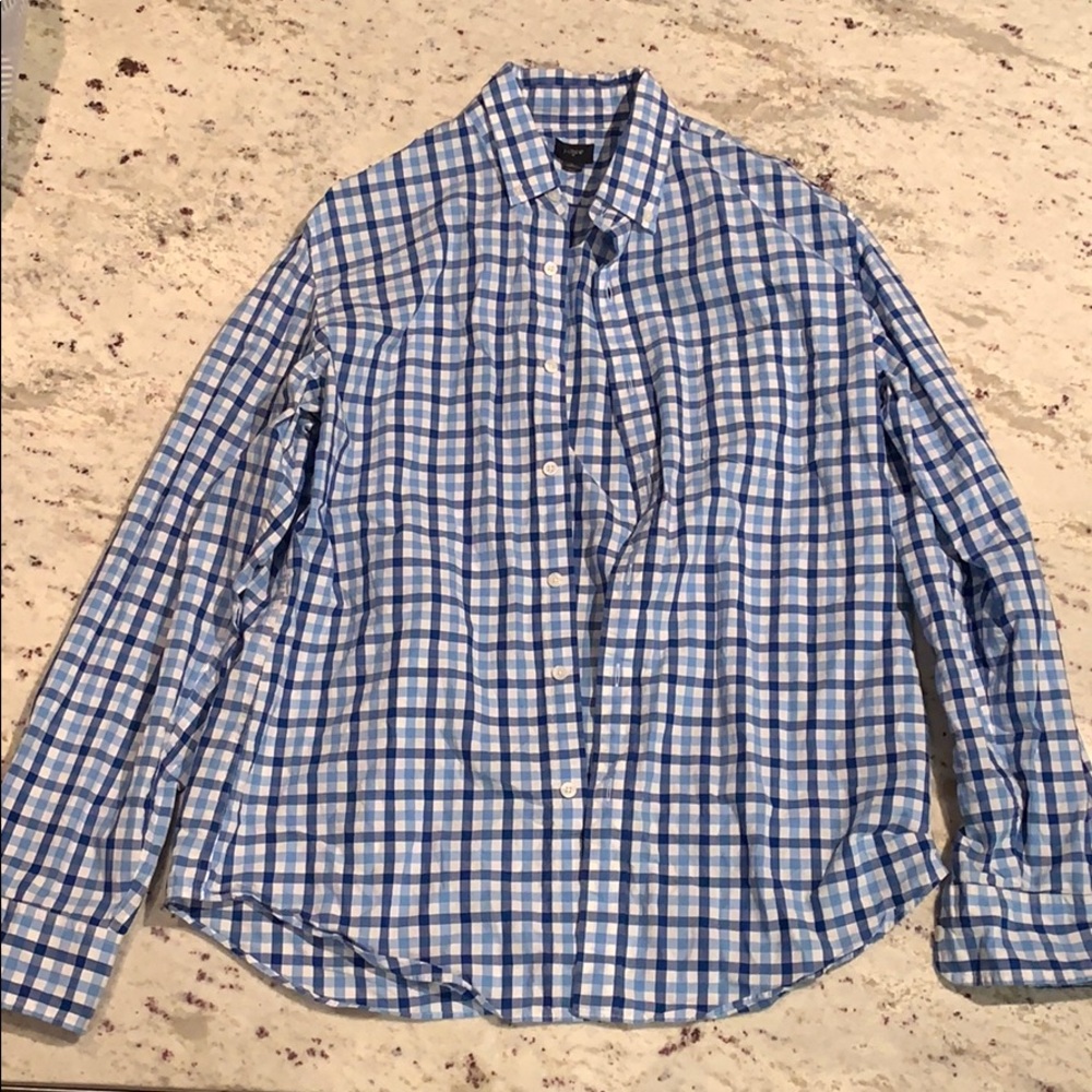 Men’s dress shirt